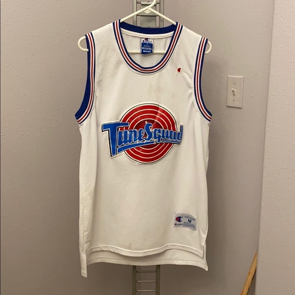 looney tunes champion jersey